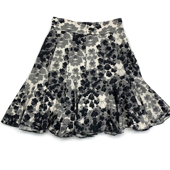Effie's Heart Dresses & Skirts - ModCloth Effie’s Heart Black/White/Gray Floral The Seven Year Skirt Women's L